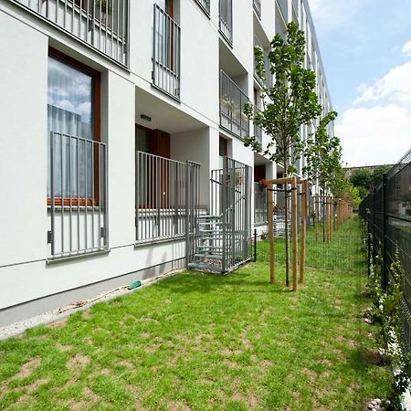 Awangarda Home Apartment ワルシャワ エクステリア 写真