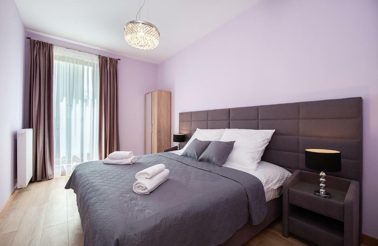 Awangarda Home Apartment ワルシャワ エクステリア 写真