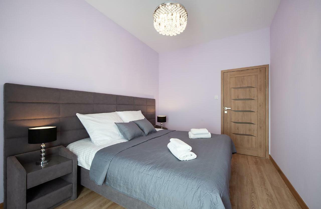 Awangarda Home Apartment ワルシャワ エクステリア 写真