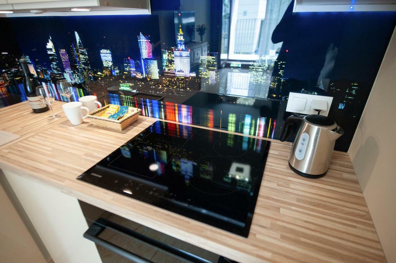Awangarda Home Apartment ワルシャワ エクステリア 写真